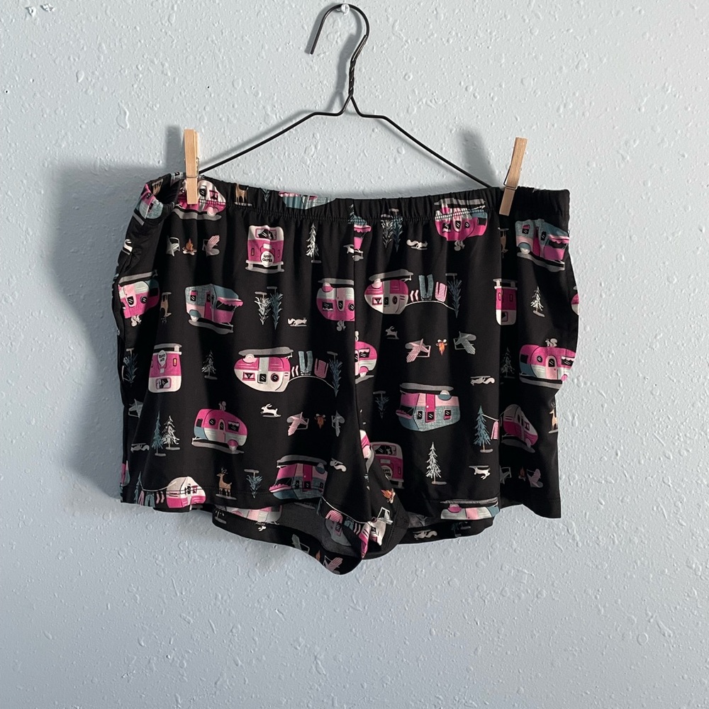 Camper pajama shorts and tank set - Picture 6 of 8
